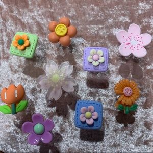 Adorable Flower Charm Themed Cute Thumb Tack Push Pin Set of 9